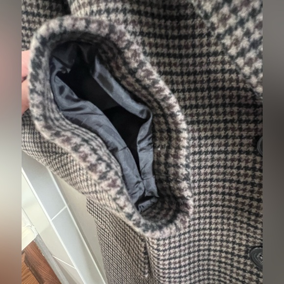 GAP Brown Plaid Wool Blazer – Size Medium - Picture 3 of 7